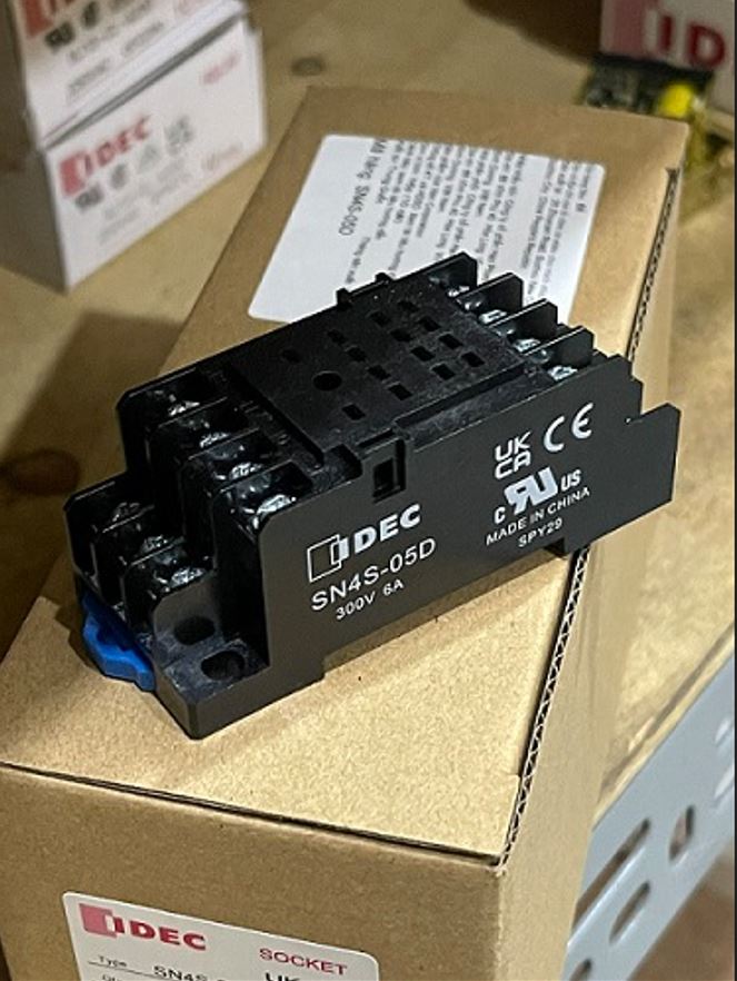 Ru4s Relay Trung Gian IDEC RU4S-D24 24VDC 14 Chân - Linh Kiện CNC