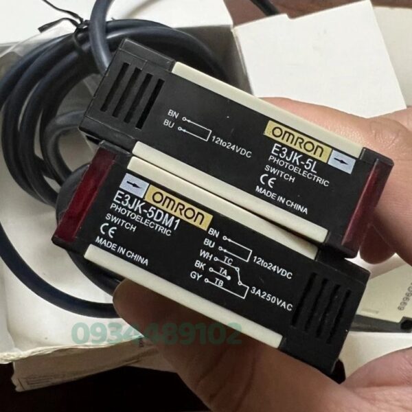 Cam-Bien-Quang-Omron-E3JK-5DM1-5L-1.jpg