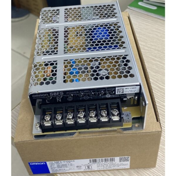 Nguon-to-ong-omron-24v-4.5a.jpg